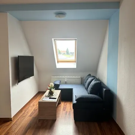 Kaethe-kollwitz - Strasse 54, F3 Apartment