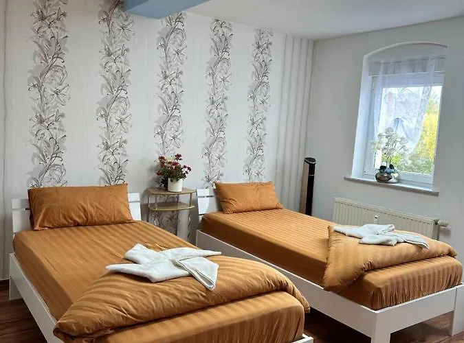 Apartment Kaethe-kollwitz - Strasse 54, F3 *